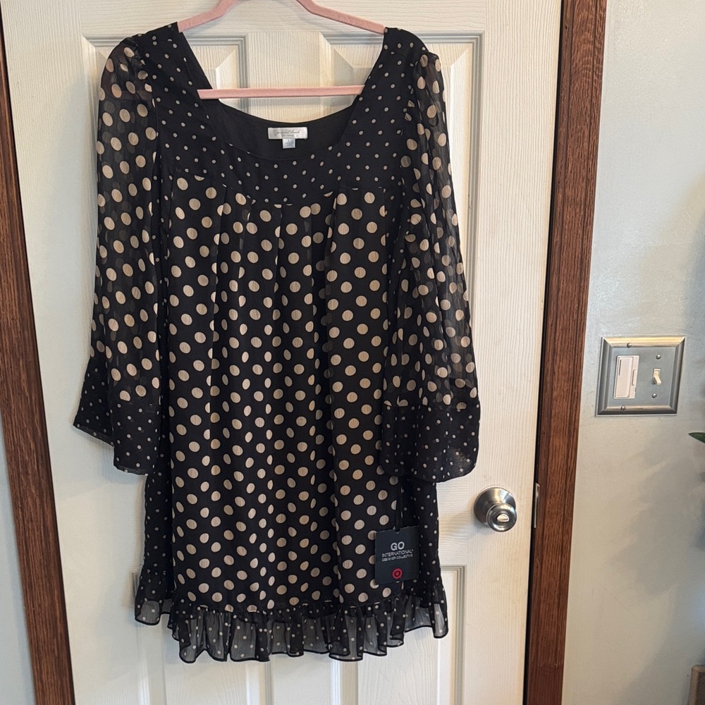 Elegant Black and Cream Polka Dot Blouse/Dress NWT‎